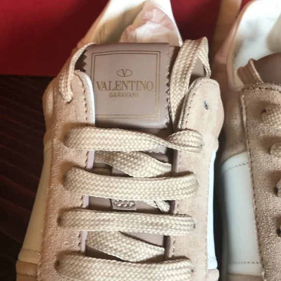 Valentino Rockstud lace up sneakers NWT - Picture 5 of 17